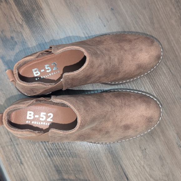 Booties - Picture 3 of 3